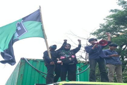 Ket Gambar: Ribuan Wartawan dan anggota PJI se-Jabotabek Bersama Ketum PJI Hartanto Boechori di Polda metro Jaya